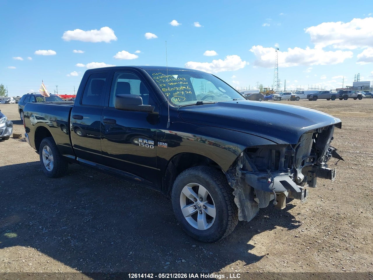 1C6RR7FT3HS602096 · 2017 RAM 1500 ST · 1/12