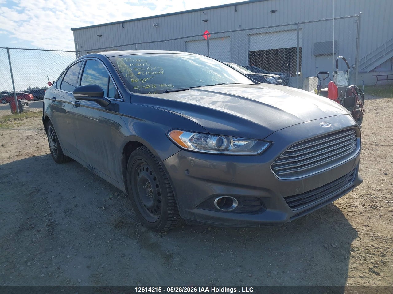 3FA6P0D98FR285673 · 2015 FORD FUSION TITANIUM