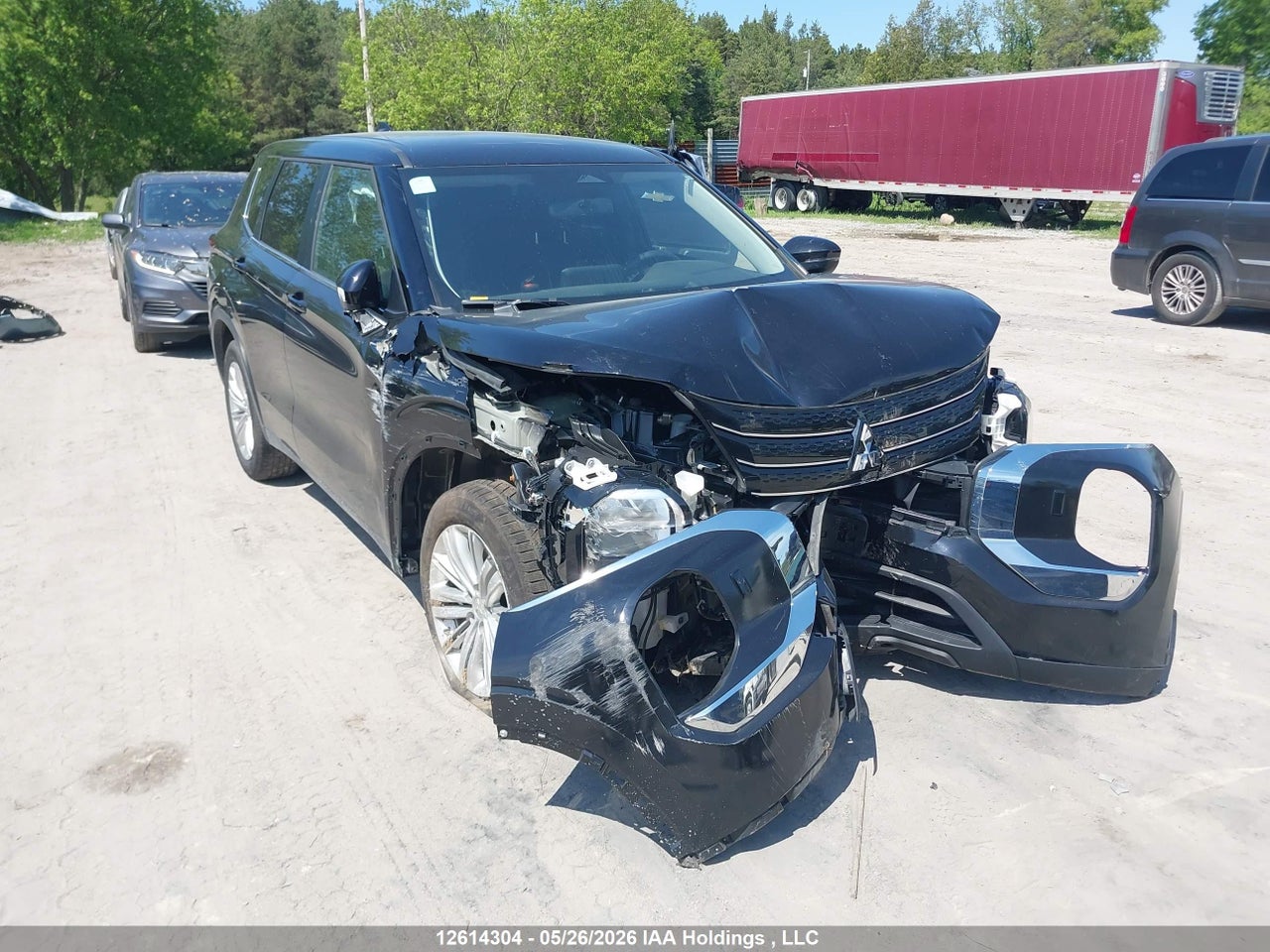JA4J4UA8XRZ621690 · 2024 MITSUBISHI OUTLANDER ES