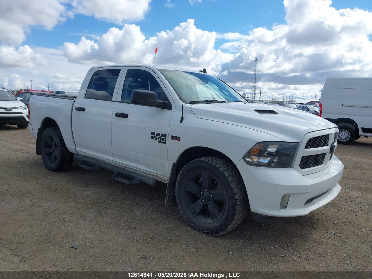 3C6RR7KTXLG312346 · 2020 RAM 1500 CLASSIC ST