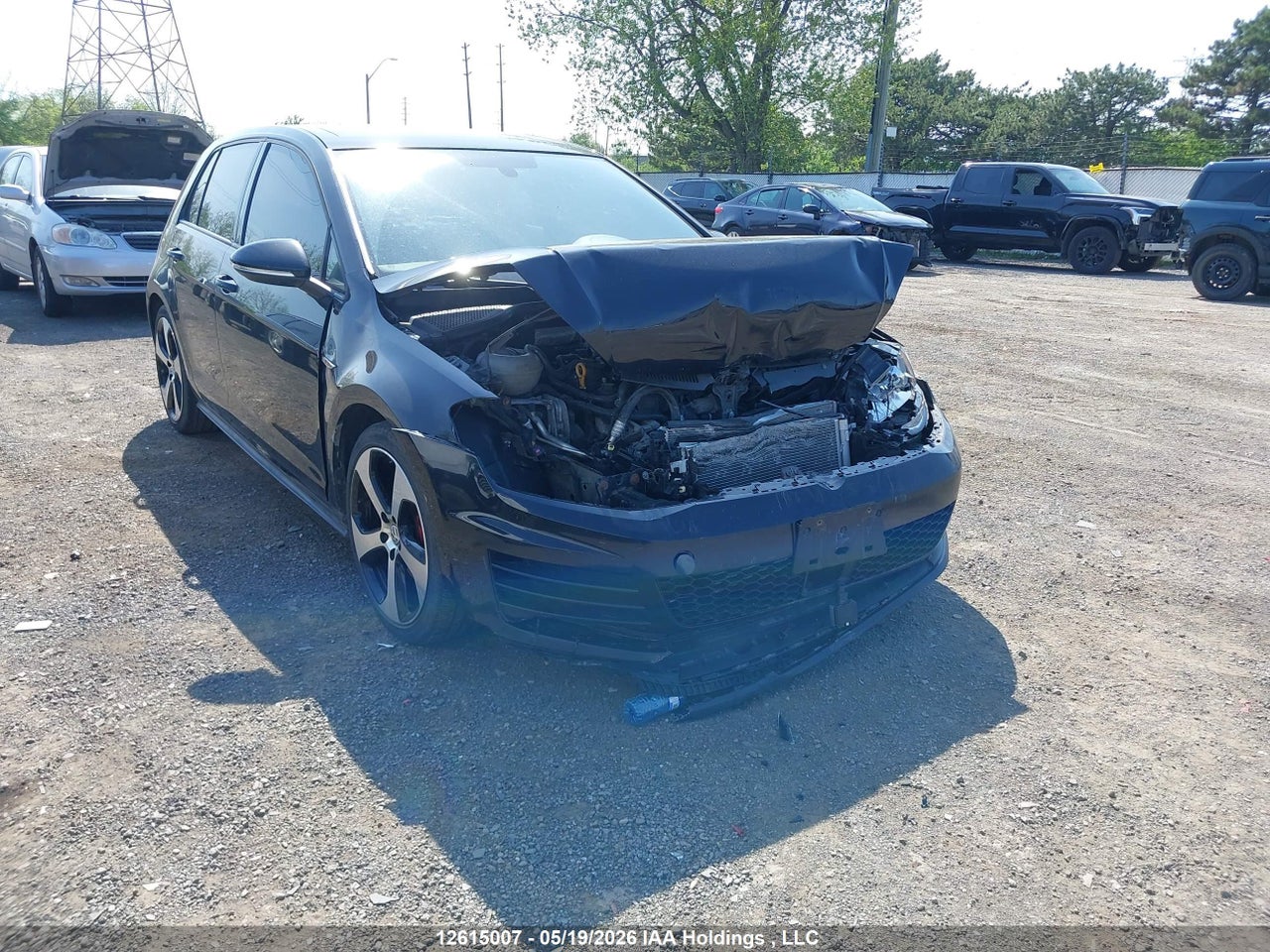3VW4T7AU5FM089215 · 2015 VOLKSWAGEN GTI