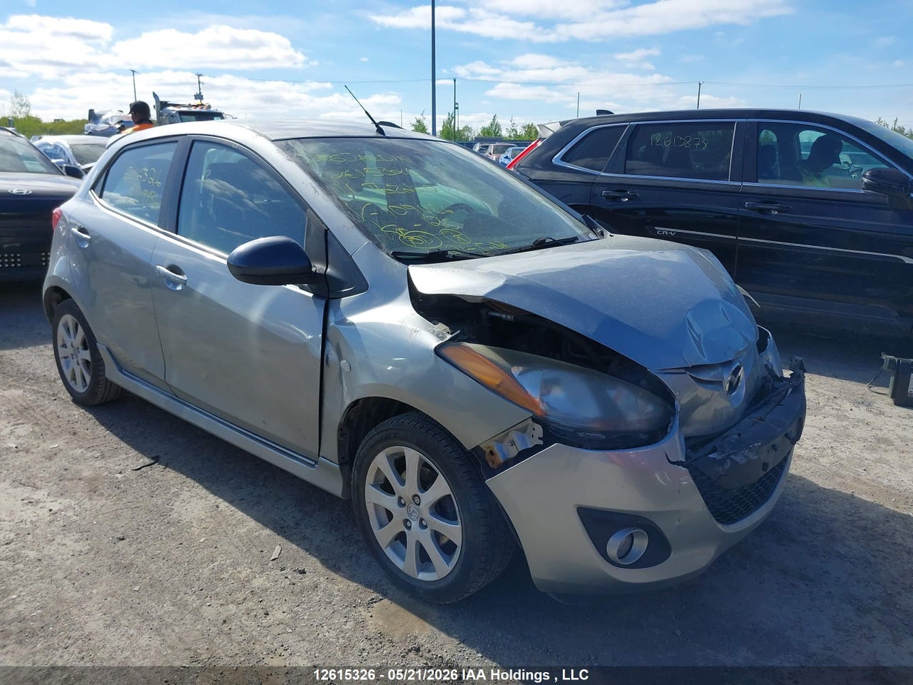 JM1DE1HY6B0****** · 2011 MAZDA MAZDA2 · 1/12
