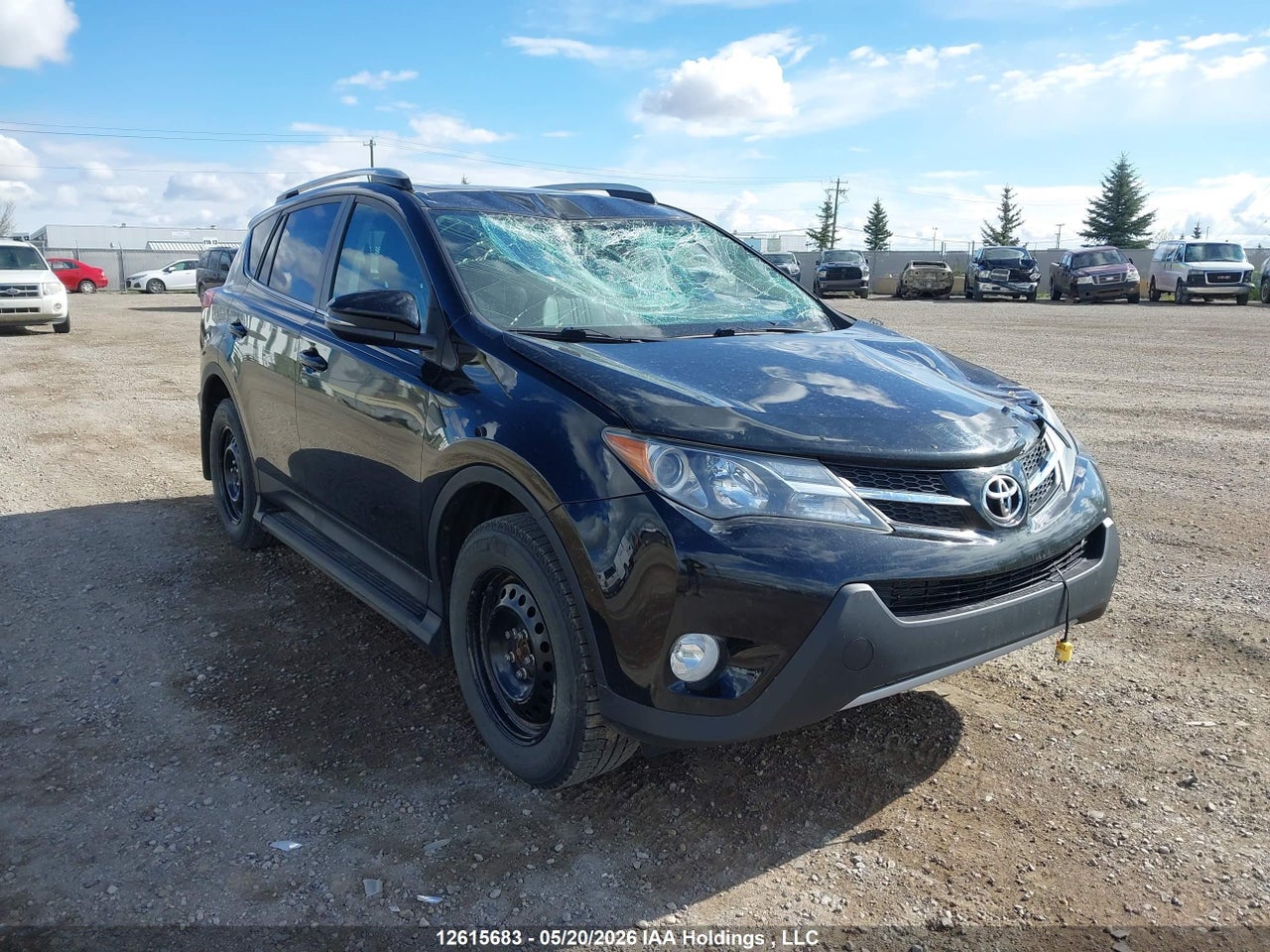2T3RFREV1FW****** · 2015 TOYOTA RAV4 XLE