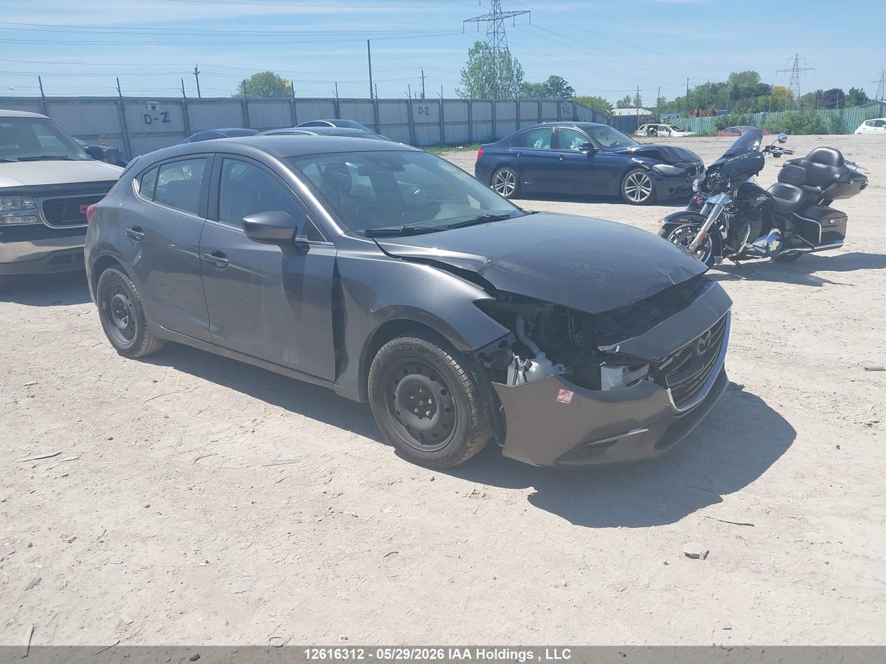 JM1BN1M32H1105715 · 2017 MAZDA MAZDA3 GT