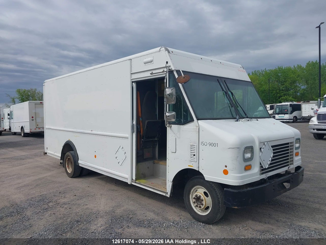 1FC4E4KL4DDB27754 · 2013 FORD ECONOLINE E450 SUPER D CMM STRP CHS.