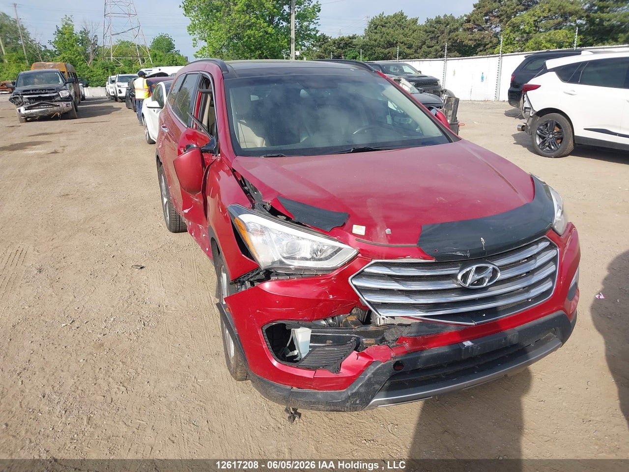 KM8SNDHF5GU135483 · 2016 HYUNDAI SANTA FE SE/LIMITED