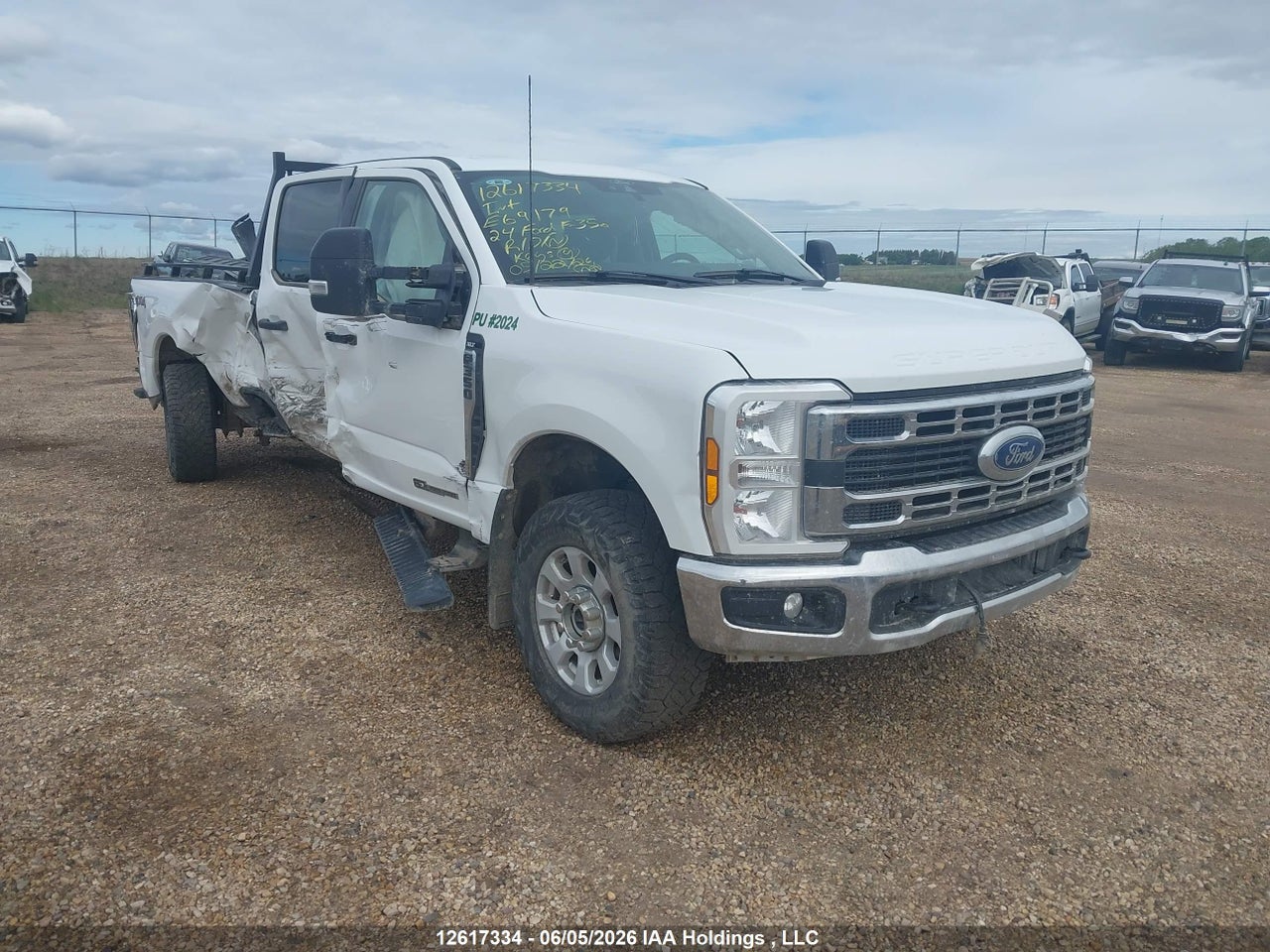 1FT8W3BT4REE69179 · 2024 FORD F350 SUPER DUTY