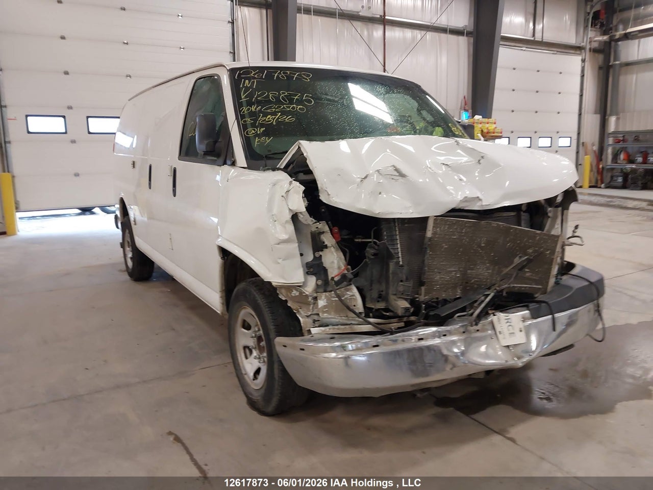 1GCWGAFF5G1****** · 2016 CHEVROLET EXPRESS G2500 · 1/12