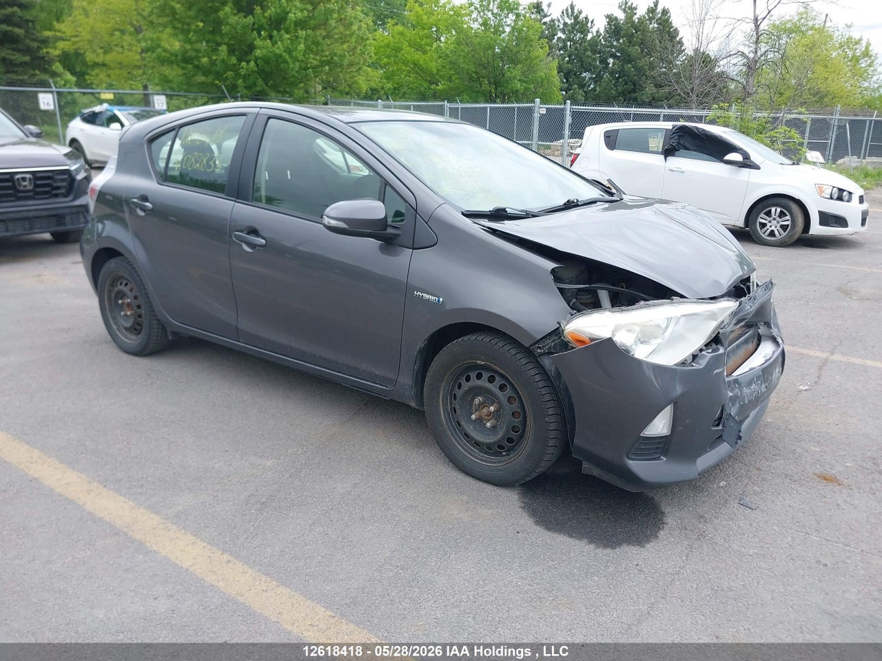 JTDKDTB35E1082833 · 2014 TOYOTA Prius c