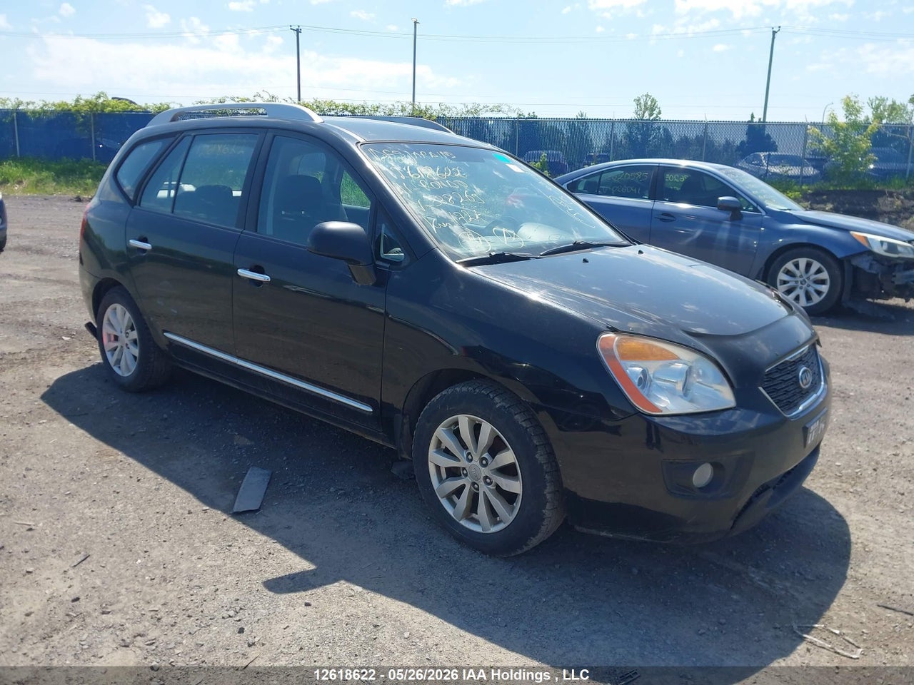 KNAHH8A83B7****** · 2011 KIA RONDO · 1/12