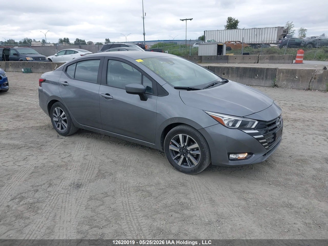 3N1CN8EV6SL864156 · 2025 NISSAN VERSA SV