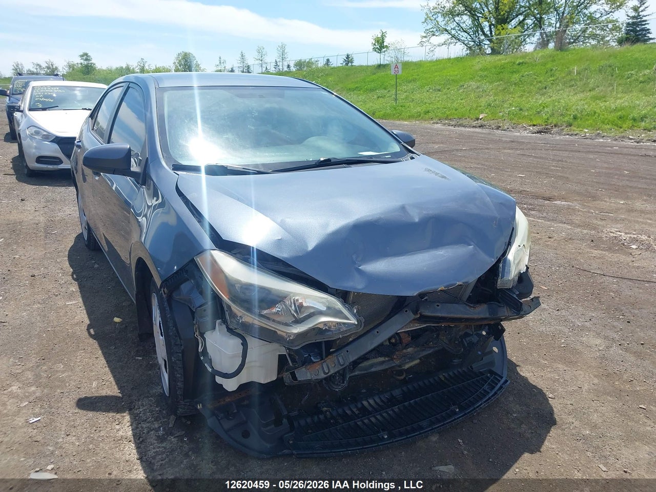 2T1BURHE2EC100261 · 2014 TOYOTA COROLLA LE