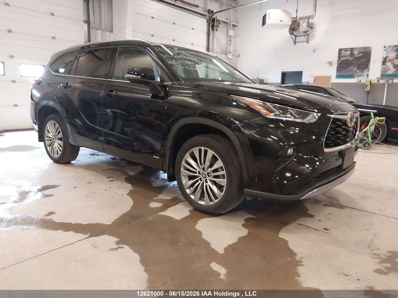 5TDEBRCH6SS655656 · 2025 TOYOTA HIGHLANDER