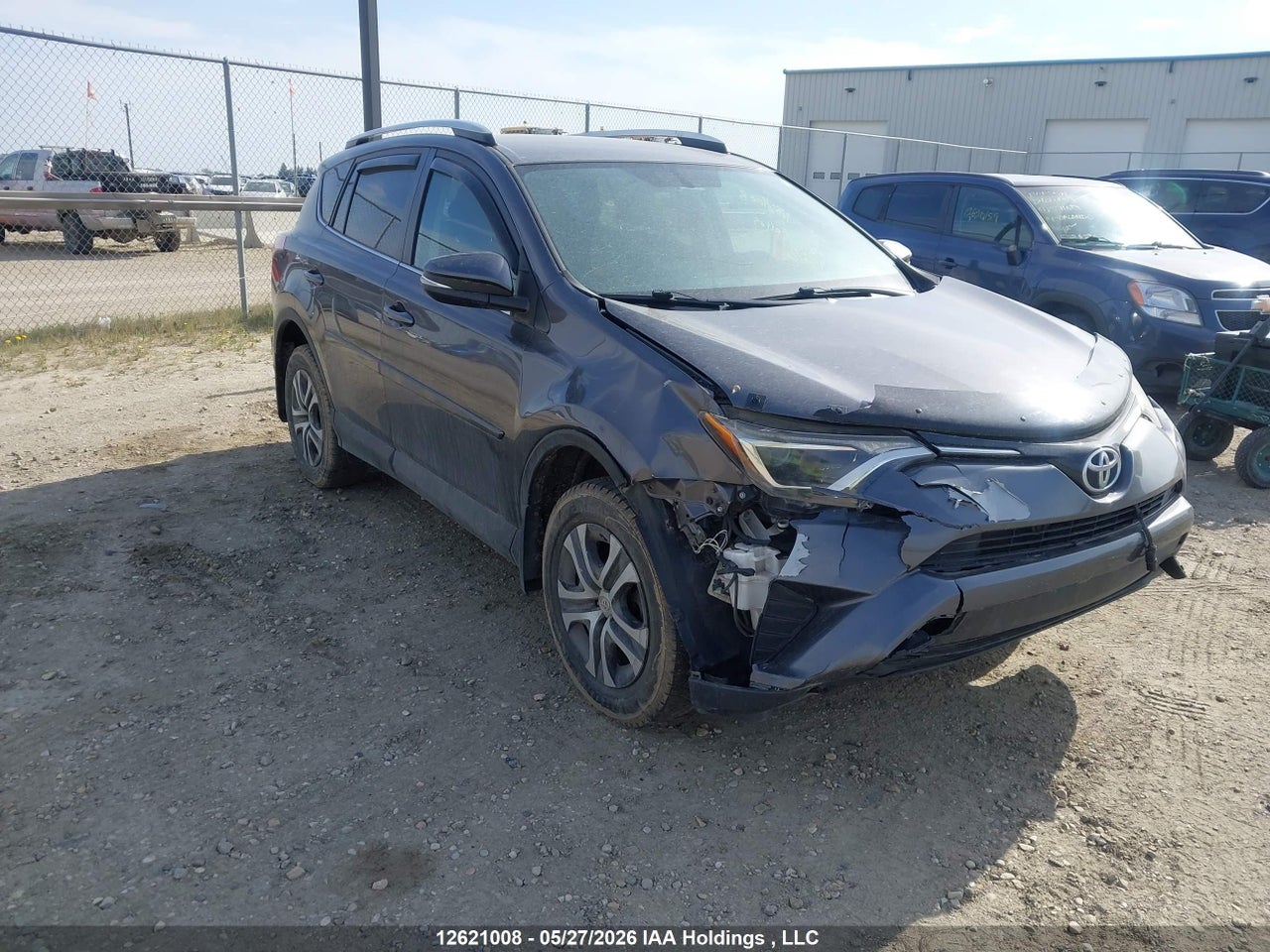 2T3BFREV9GW537746 · 2016 TOYOTA RAV4 LE