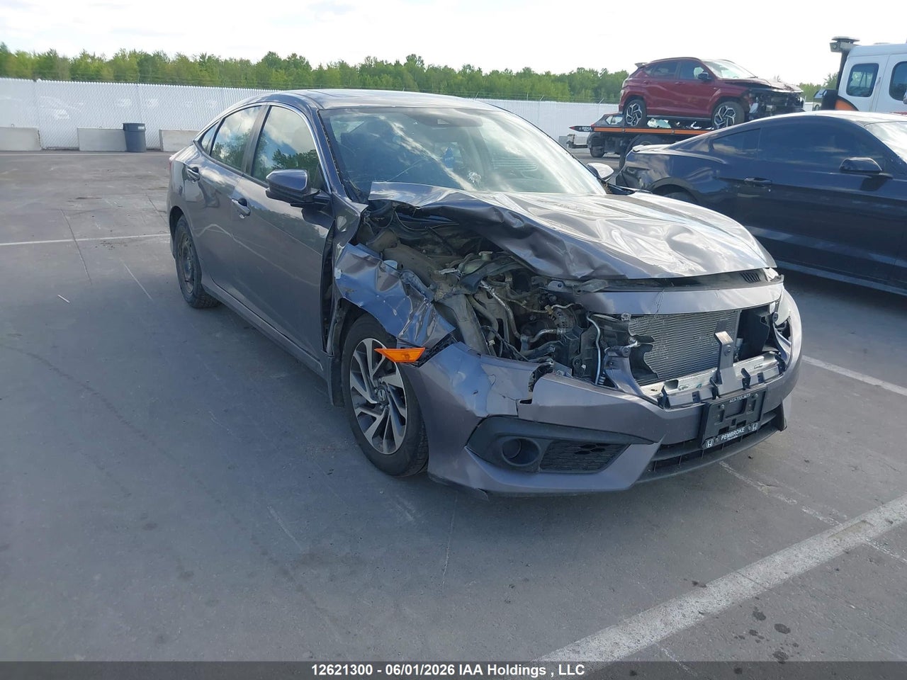 2HGFC2F88HH011184 · 2017 HONDA CIVIC EX