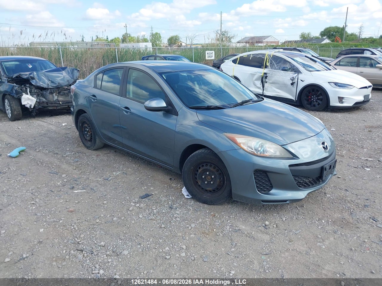 JM1BL1V71C1611701 · 2012 MAZDA 3 I