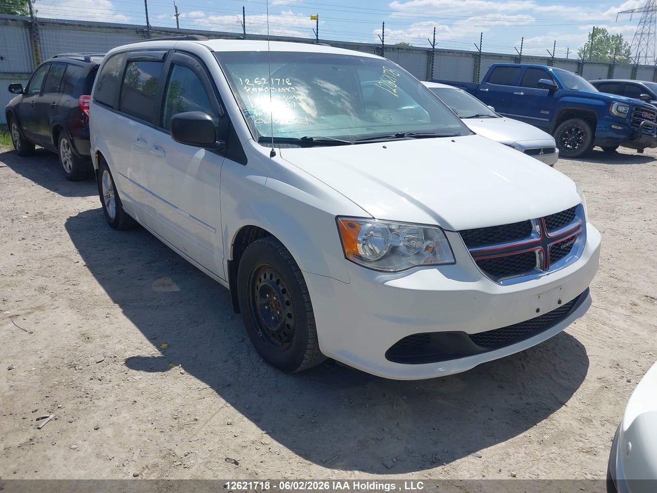 2C4RDGBG0HR751101 · 2017 DODGE GRAND CARAVAN SE