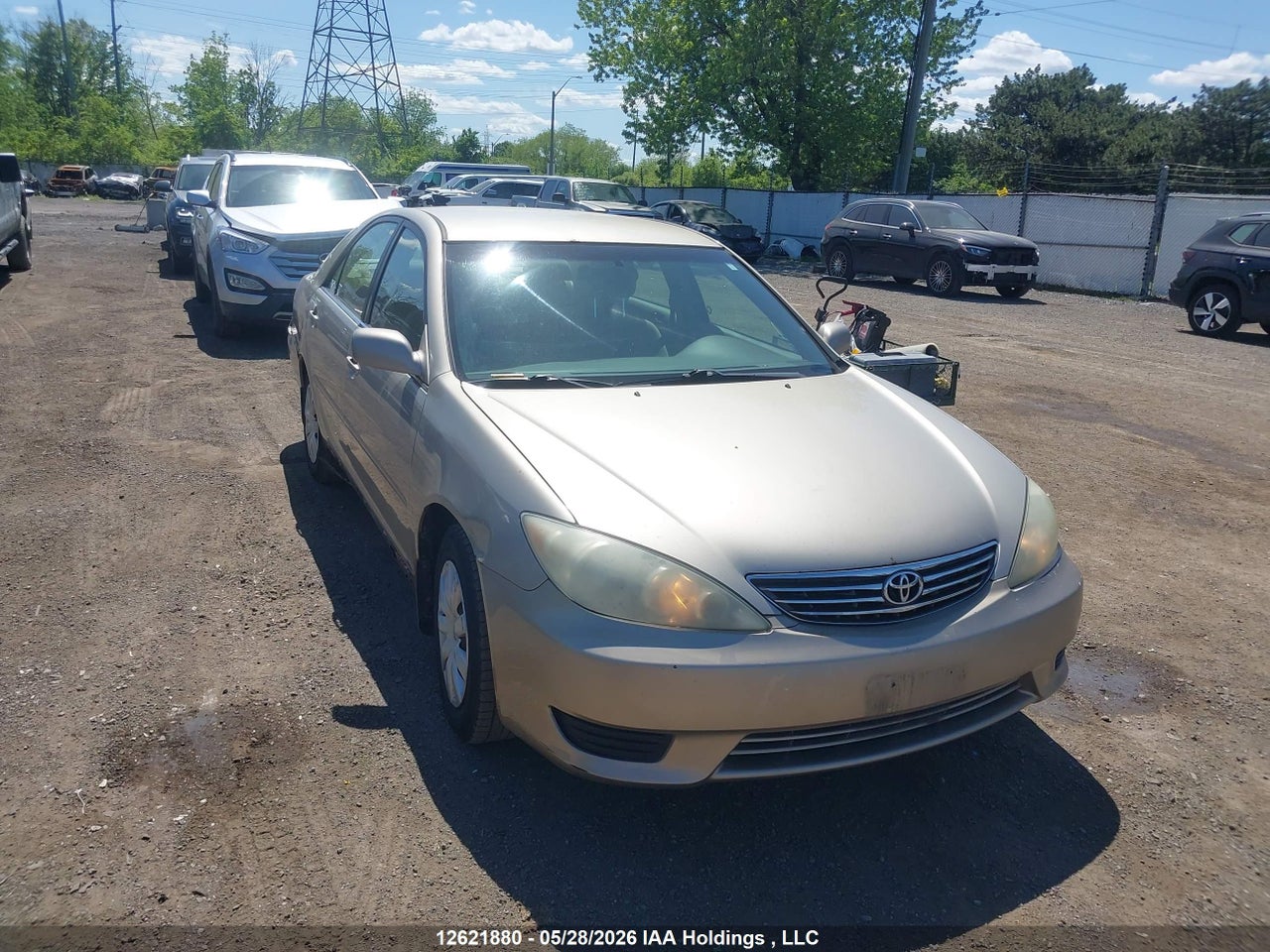 4T1BE32K65U081897 · 2005 TOYOTA CAMRY LE/XLE/SE