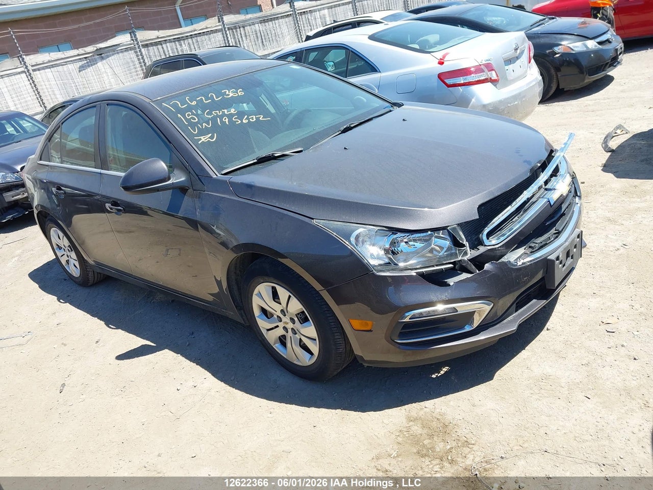 1G1PC5SB8F7195632 · 2015 CHEVROLET CRUZE LT