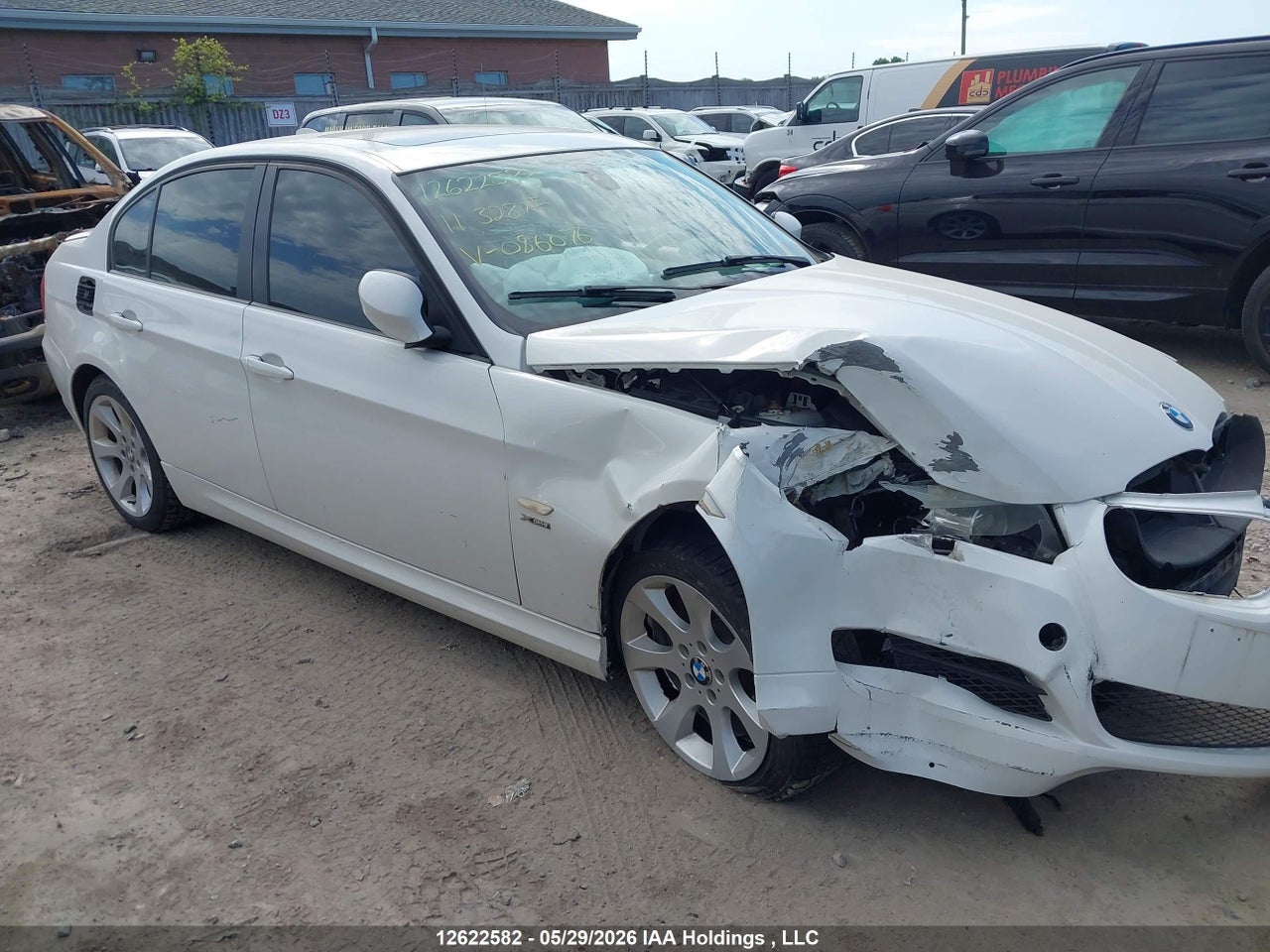 WBAPK7C52BF086076 · 2011 BMW 328 XI