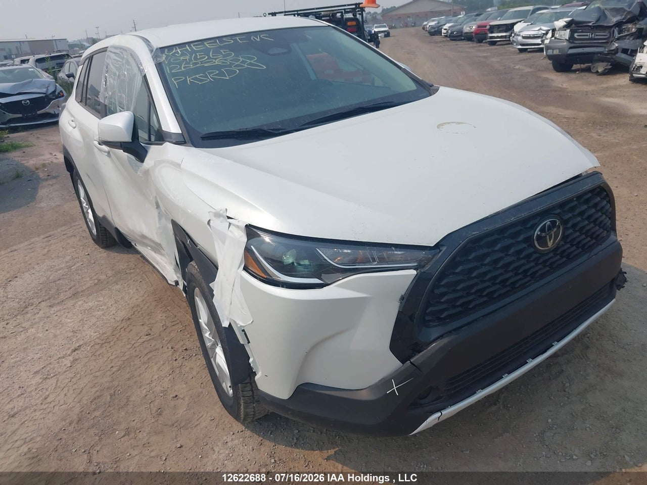 7MUCAABG3RV091565 · 2024 TOYOTA COROLLA CROSS LE · 1/12