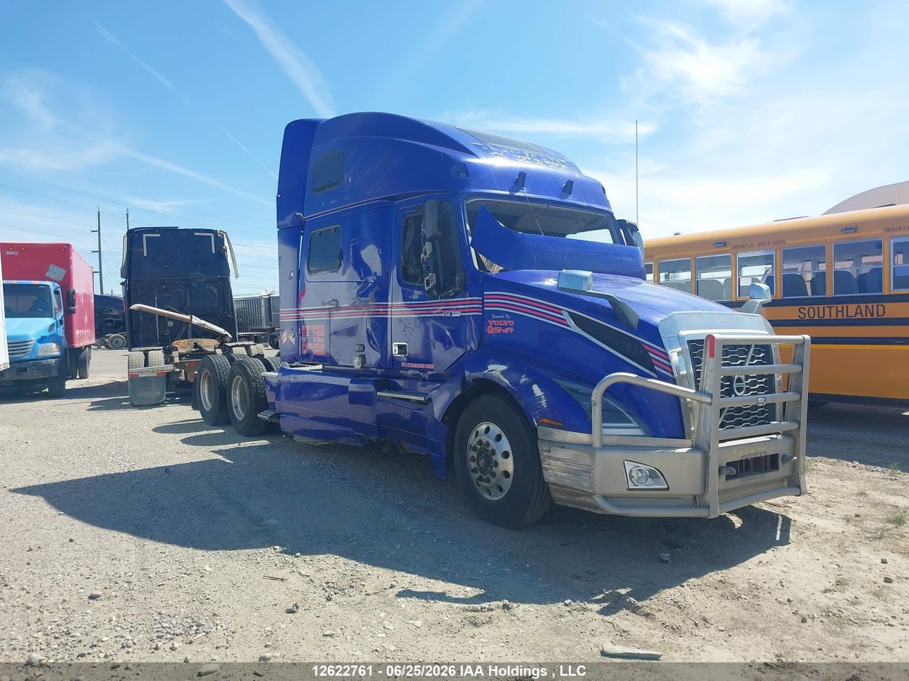4V4NC9EH2LN242803 · 2020 VOLVO VN VNL
