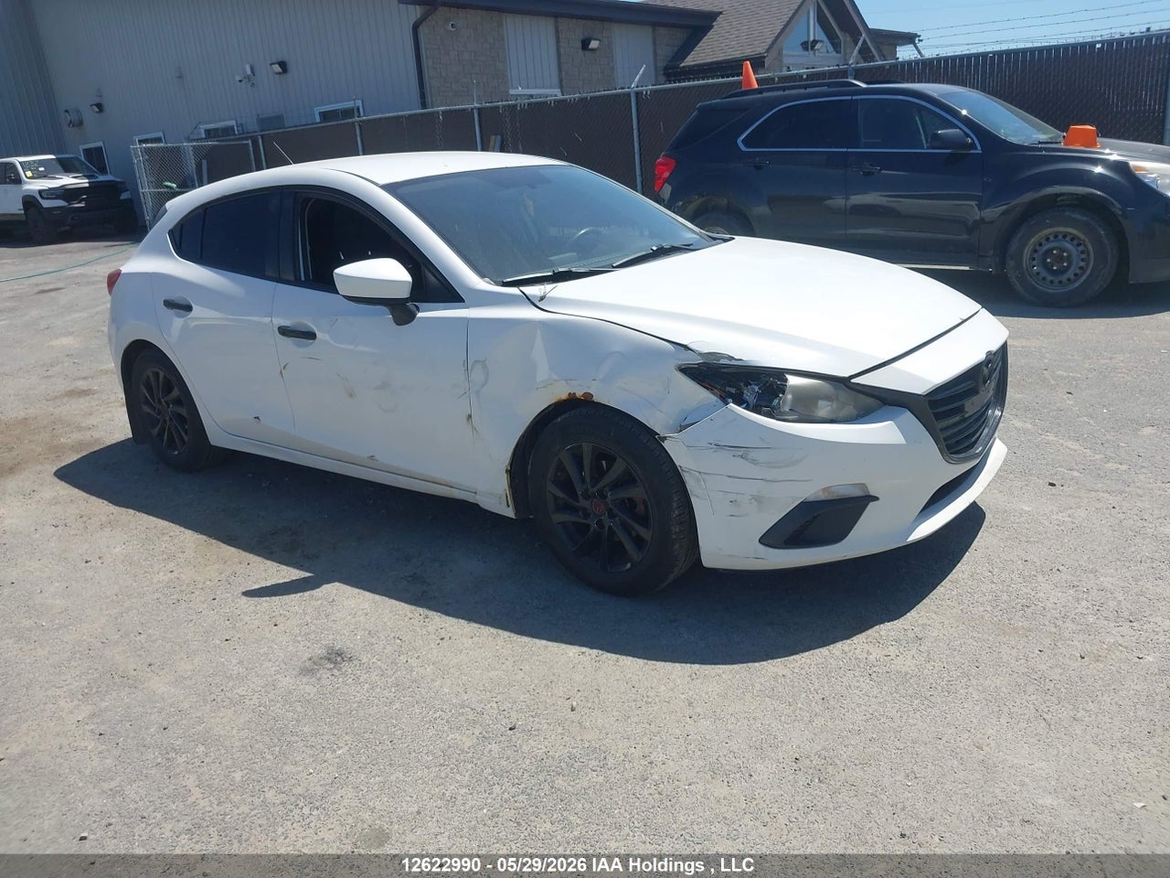 JM1BM1K73E1176703 · 2014 MAZDA MAZDA3