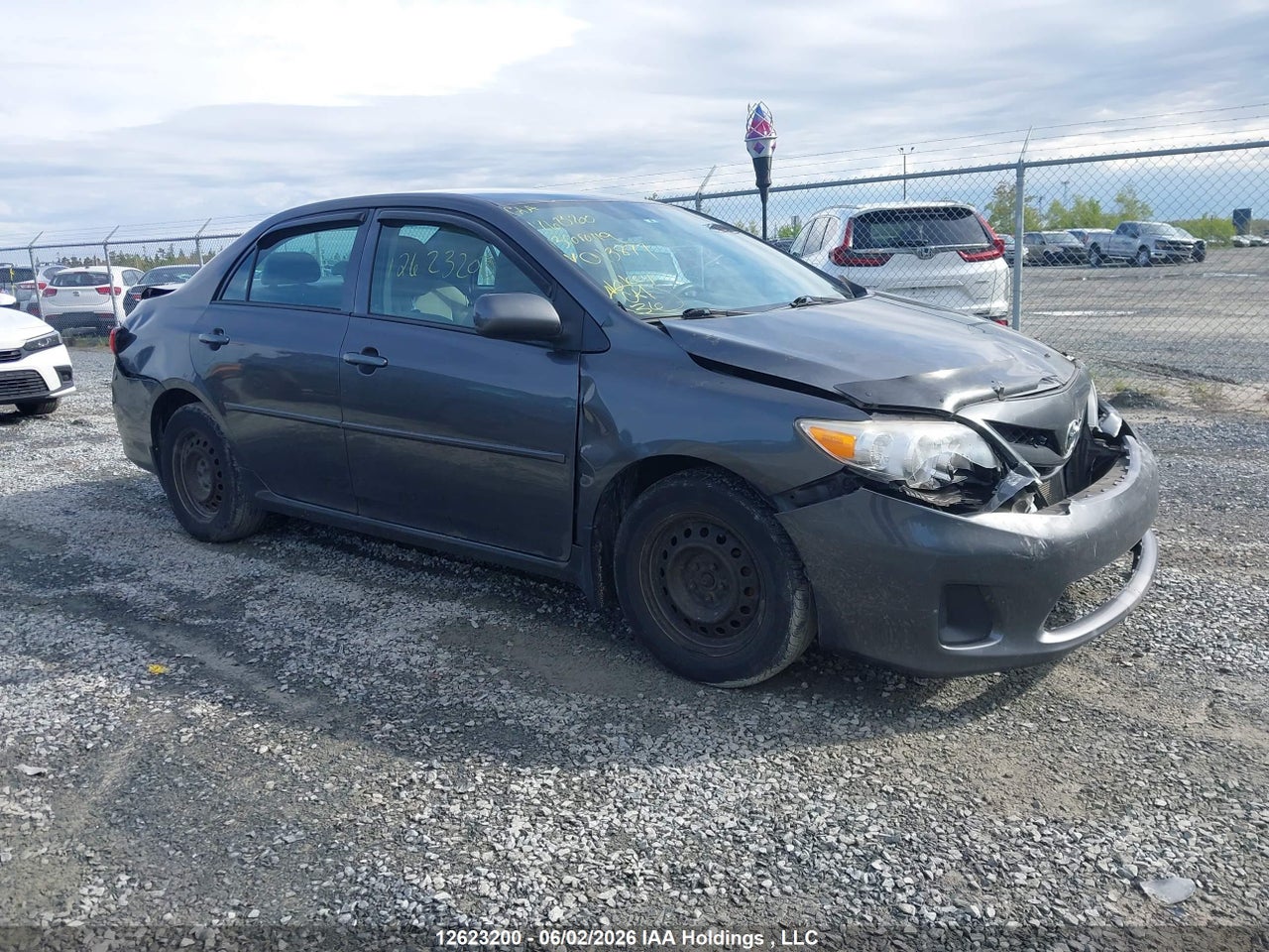 2T1BU4EE3DC013877 · 2013 TOYOTA COROLLA S/LE