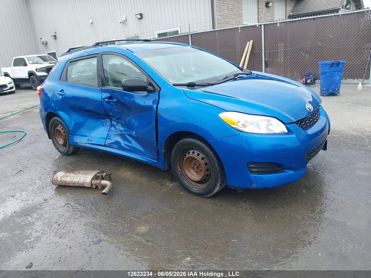 2T1KU4EE0AC241332 · 2010 TOYOTA MATRIX