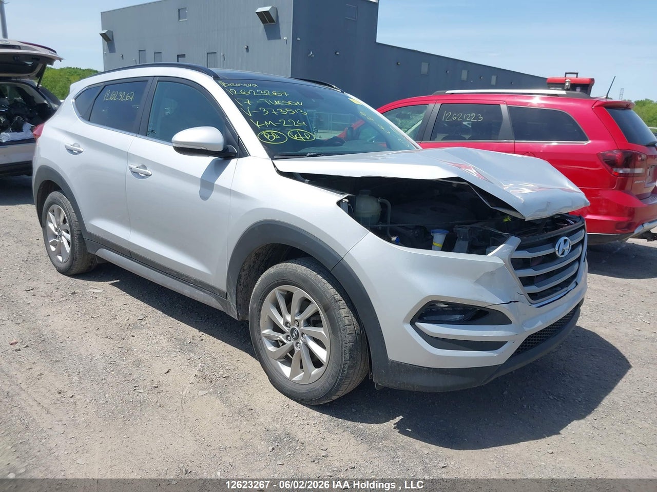 KM8J3CA48HU****** · 2017 HYUNDAI TUCSON LUXURY · 1/12