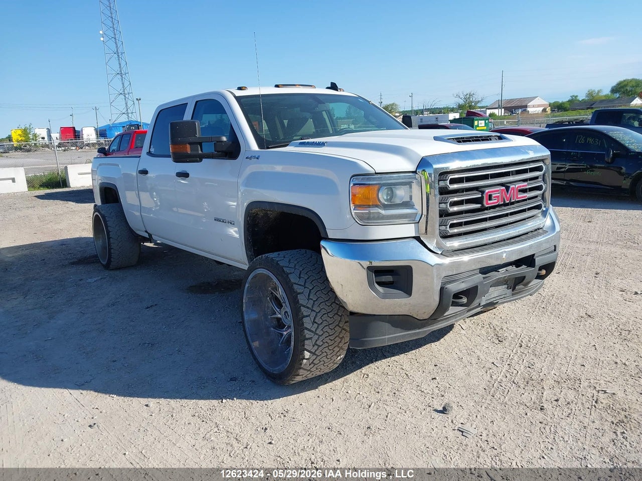 1GT12REY1JF284089 · 2018 GMC SIERRA K2500 HEAVY DUTY