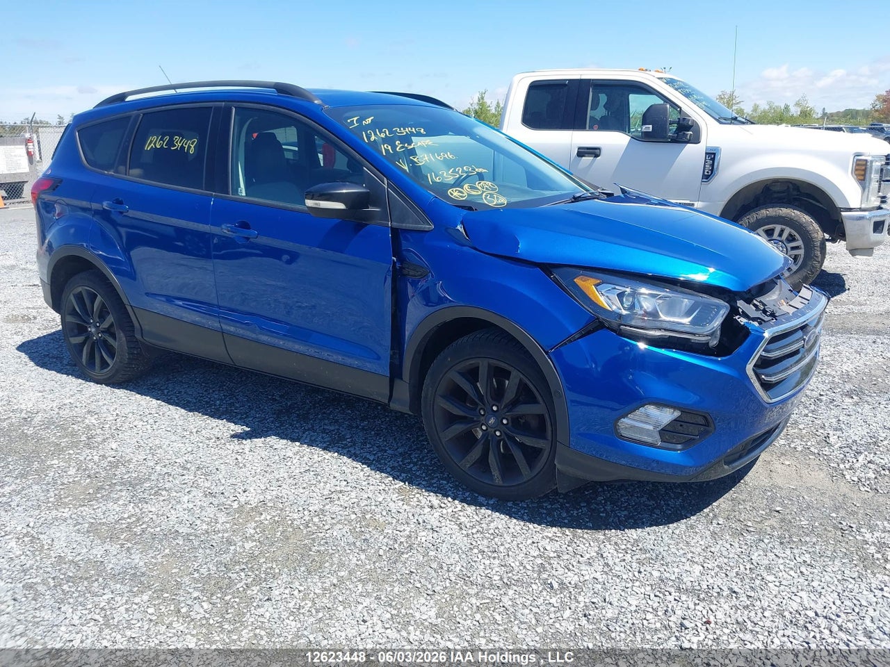 1FMCU9J92KUB71696 · 2019 FORD ESCAPE TITANIUM