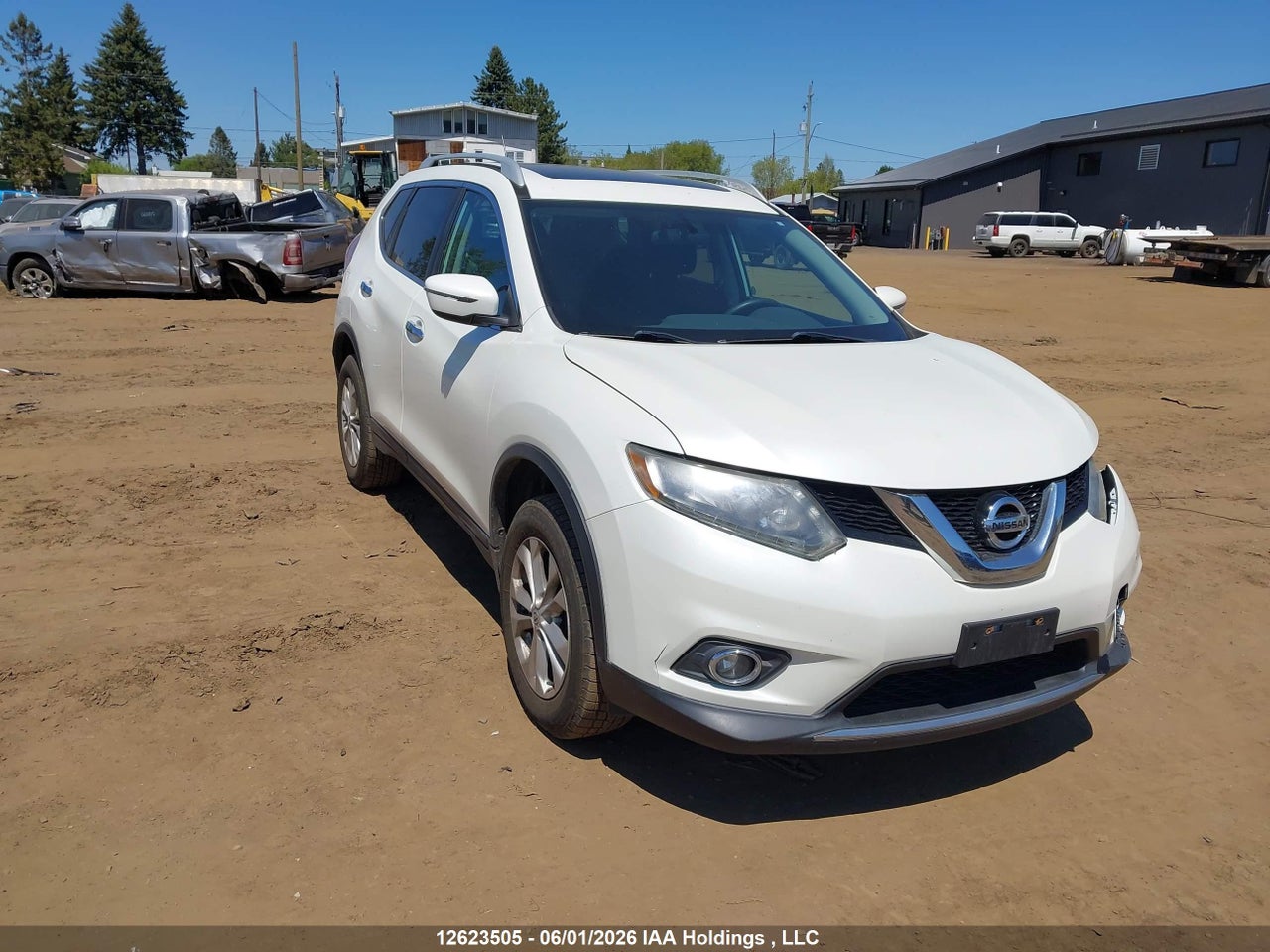 5N1AT2MV7GC842223 · 2016 NISSAN ROGUE · 1/12