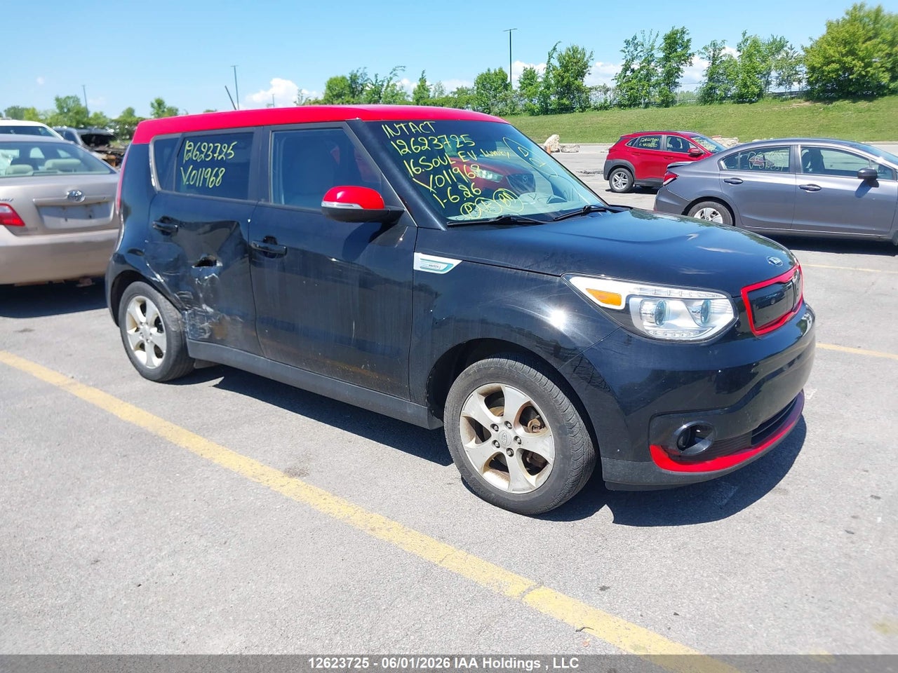 KNDJP3AE6G7011968 · 2016 KIA SOUL EV LUXURY · 1/12