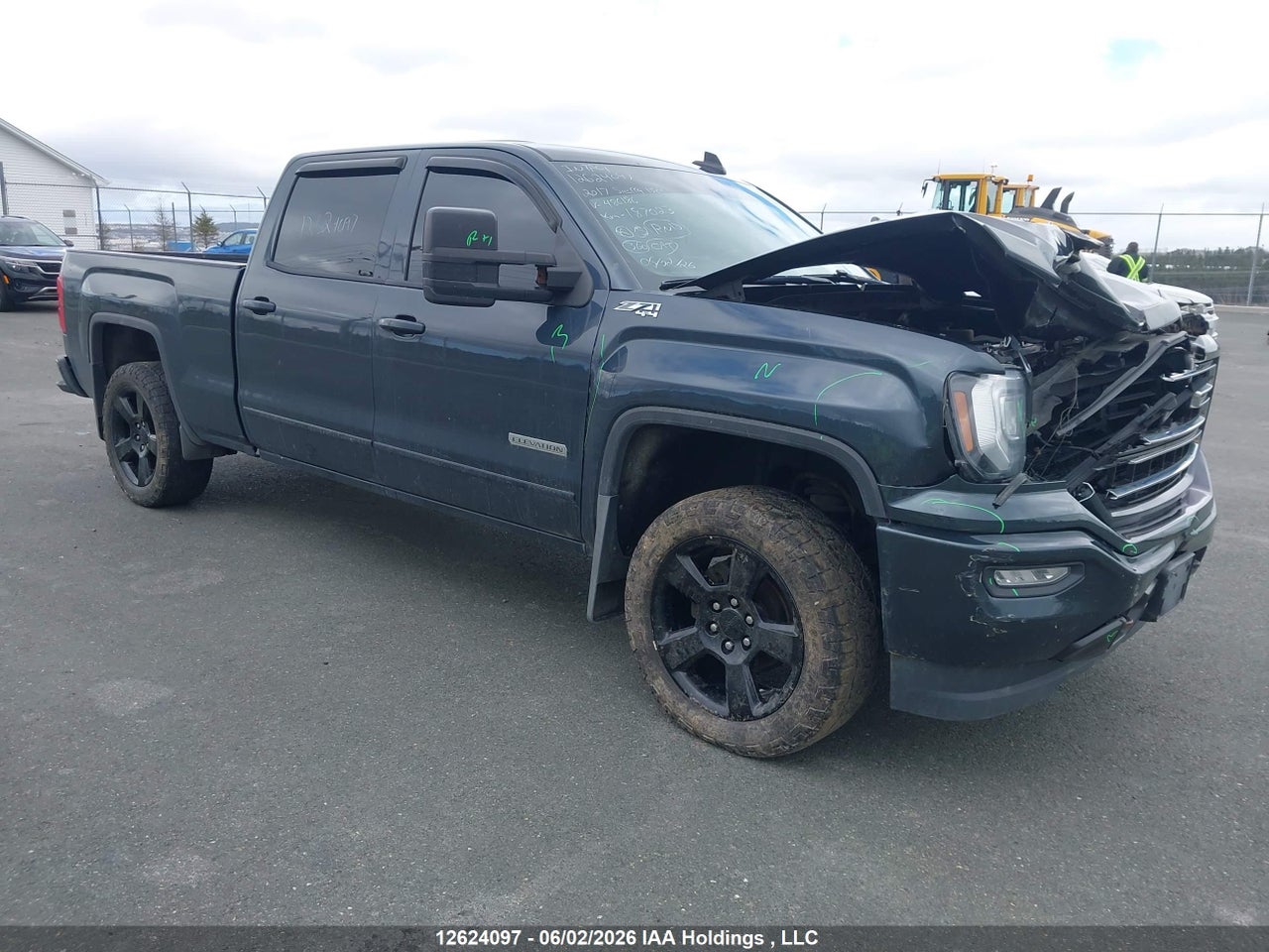 3GTU2MEC5HG486186 · 2017 GMC SIERRA 1500 SLE