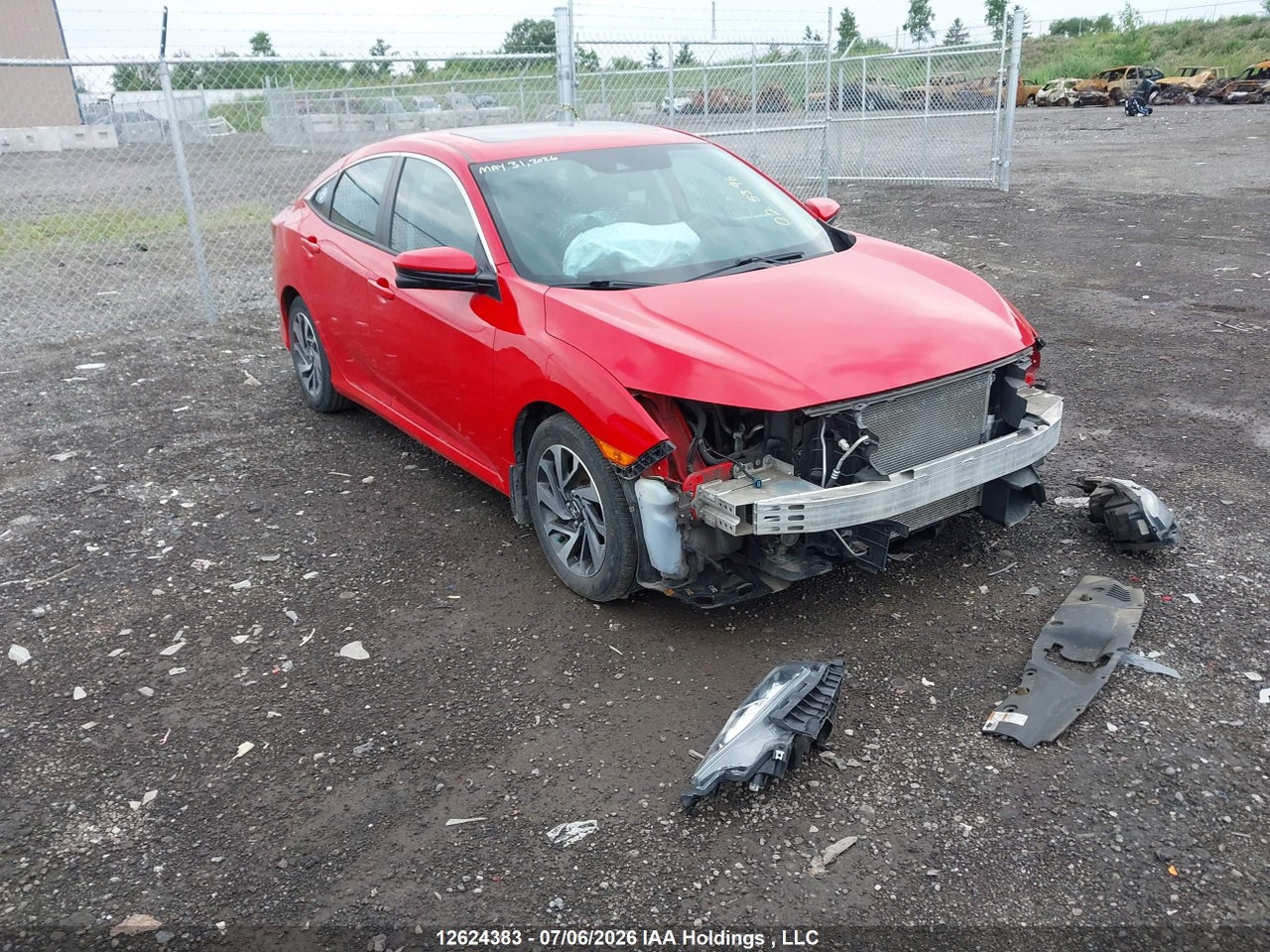 2HGFC2F88JH025396 · 2018 HONDA CIVIC EX 4DR
