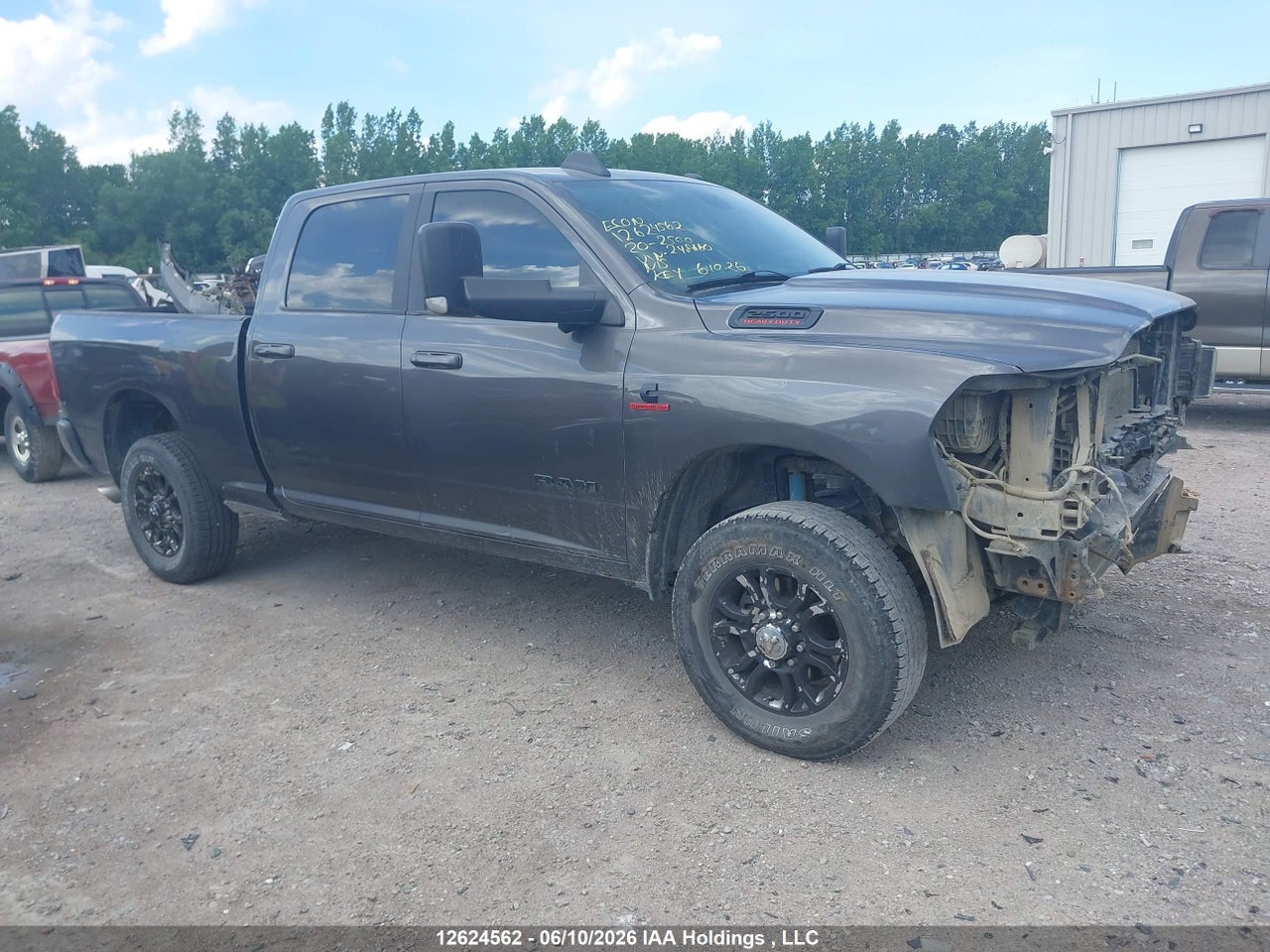 3C6UR5DL8LG248660 · 2020 RAM 2500 BIG HORN
