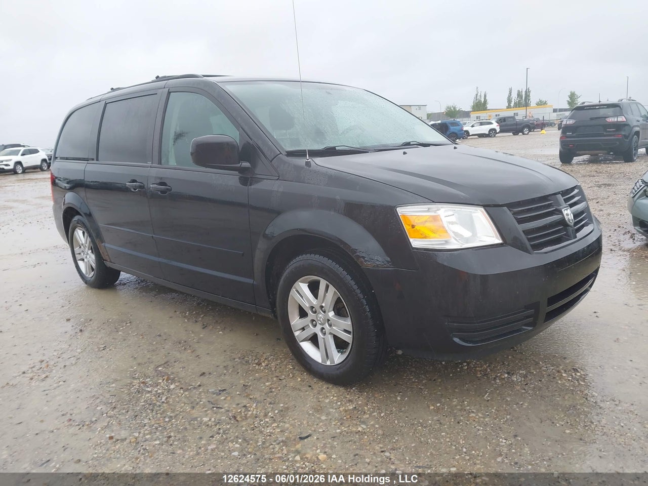 2D4RN4DE8AR410772 · 2010 DODGE GRAND CARAVAN SE · 1/12