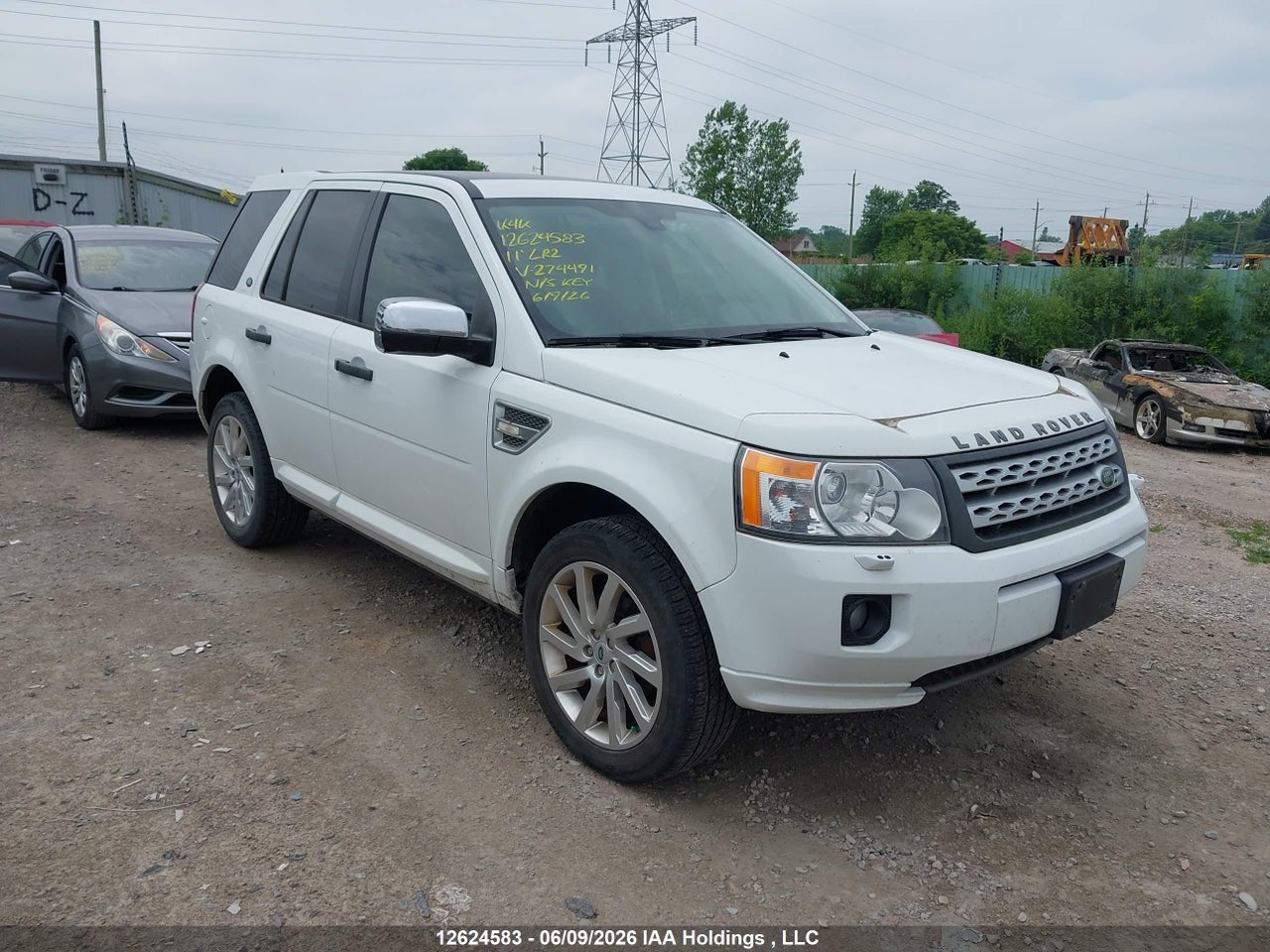 SALFR2BN7BH274491 · 2011 LAND ROVER LR2