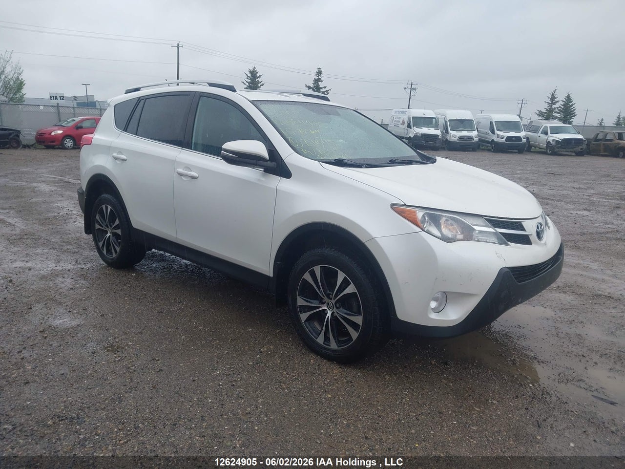 2T3RFREV4FW270075 · 2015 TOYOTA RAV4 XLE