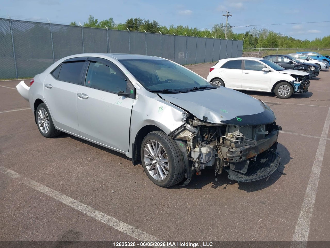2T1BURHE5EC106071 · 2014 TOYOTA COROLLA LE