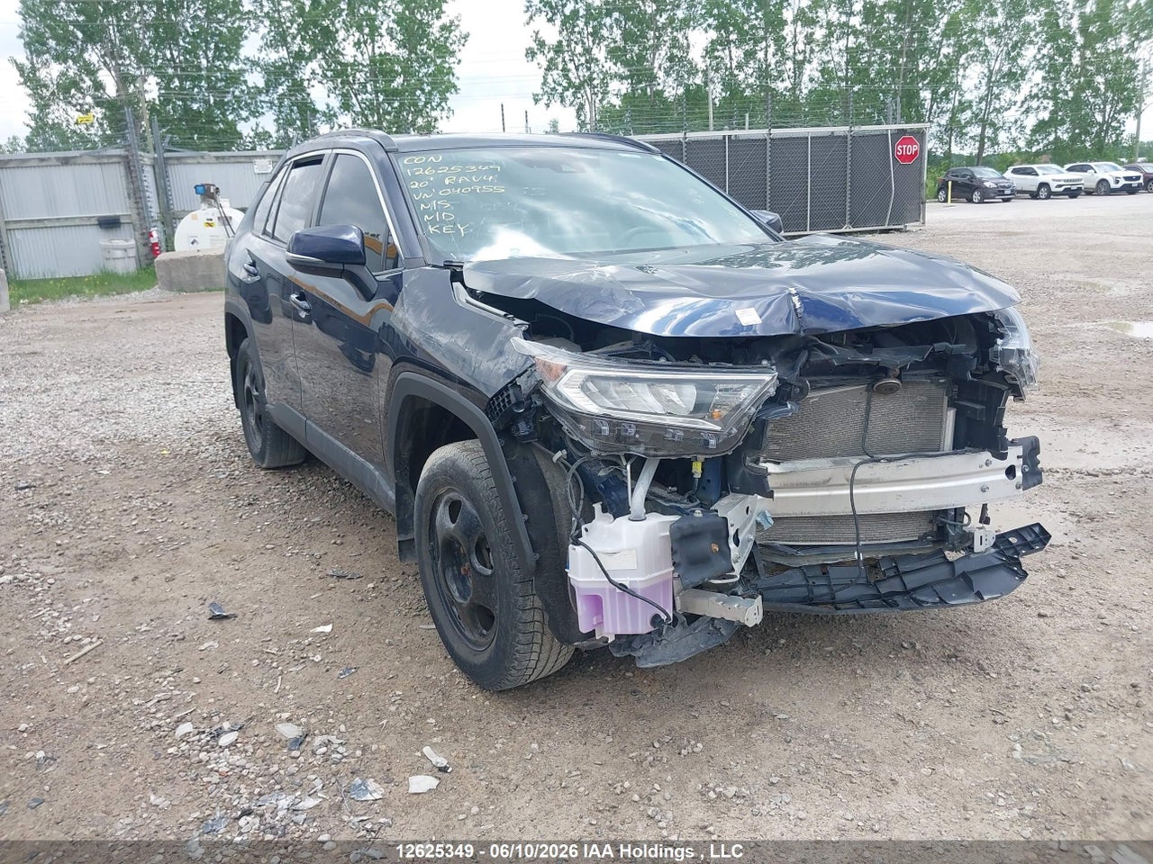 2T3W1RFV6LC040955 · 2020 TOYOTA RAV4 XLE