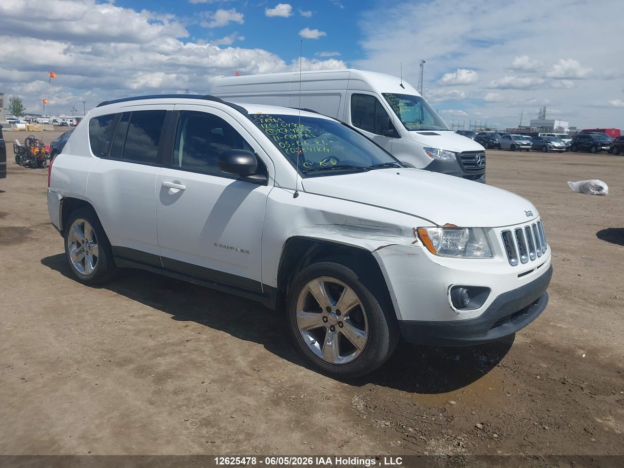 1J4NF5FBXBD274869 · 2011 JEEP COMPASS LIMITED