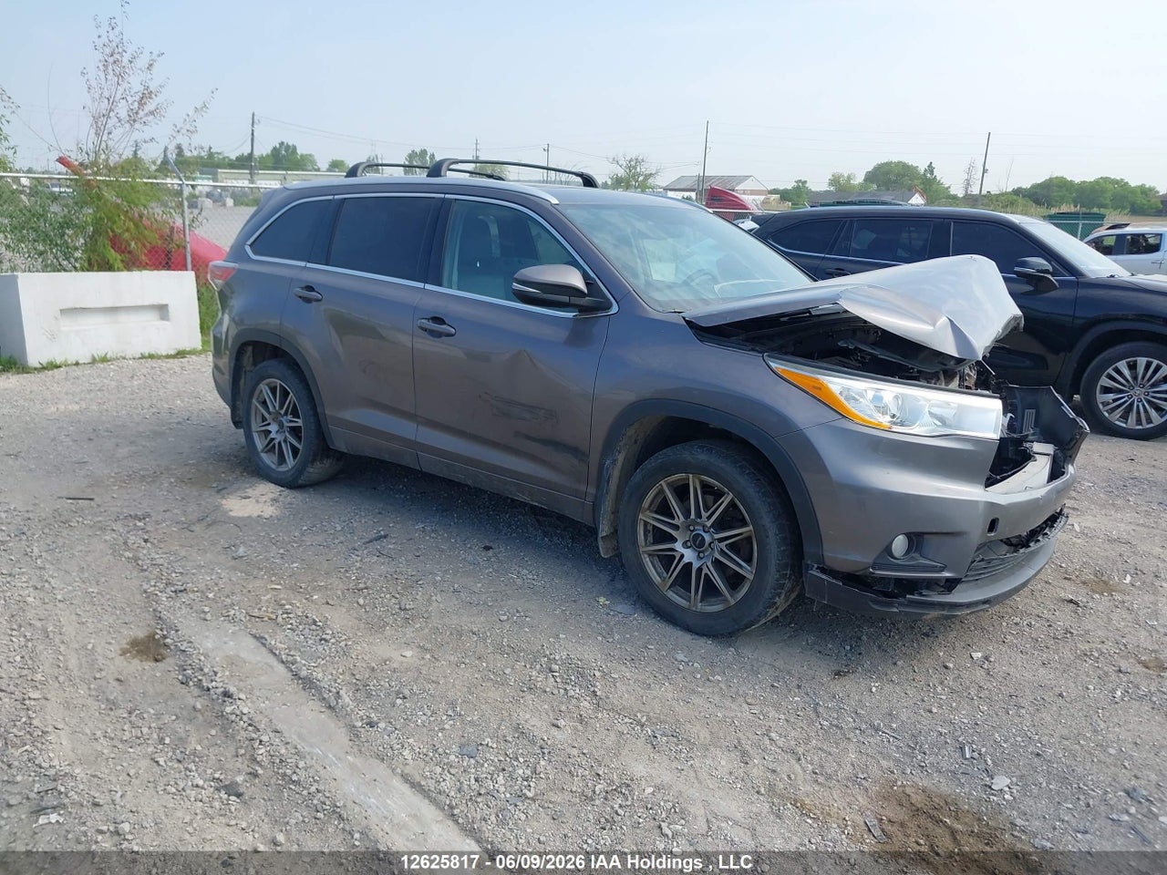 5TDJKRFH9ES042980 · 2014 TOYOTA highlander xle