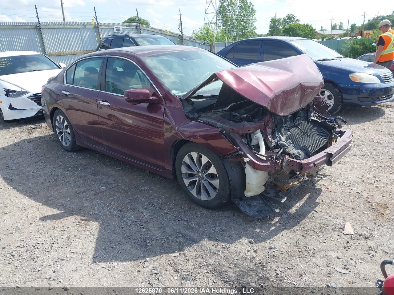 1HGCR2F04HA802256 · 2017 HONDA ACCORD · 1/12
