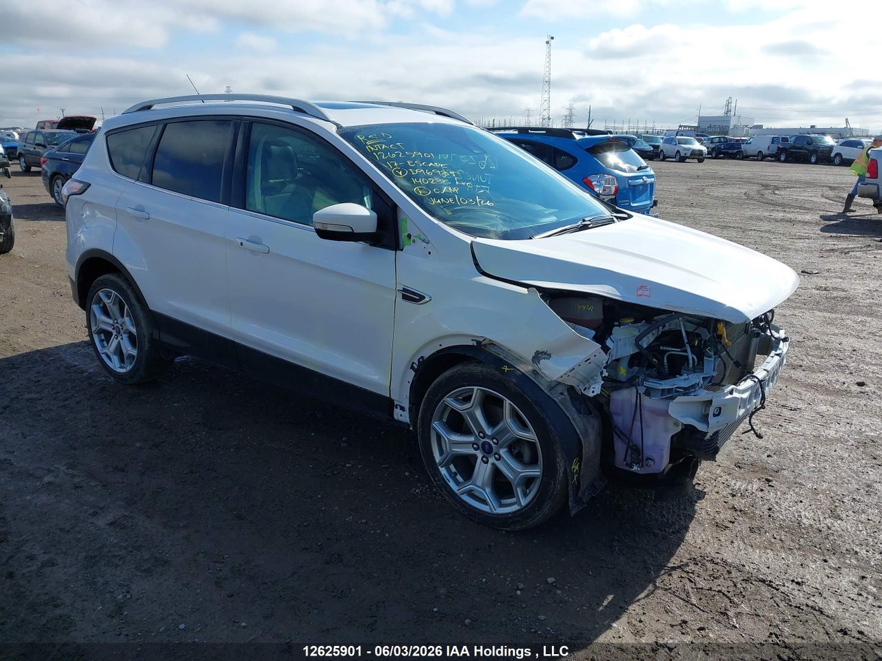 1FMCU9J90HUD96935 · 2017 FORD ESCAPE TITANIUM · 1/12