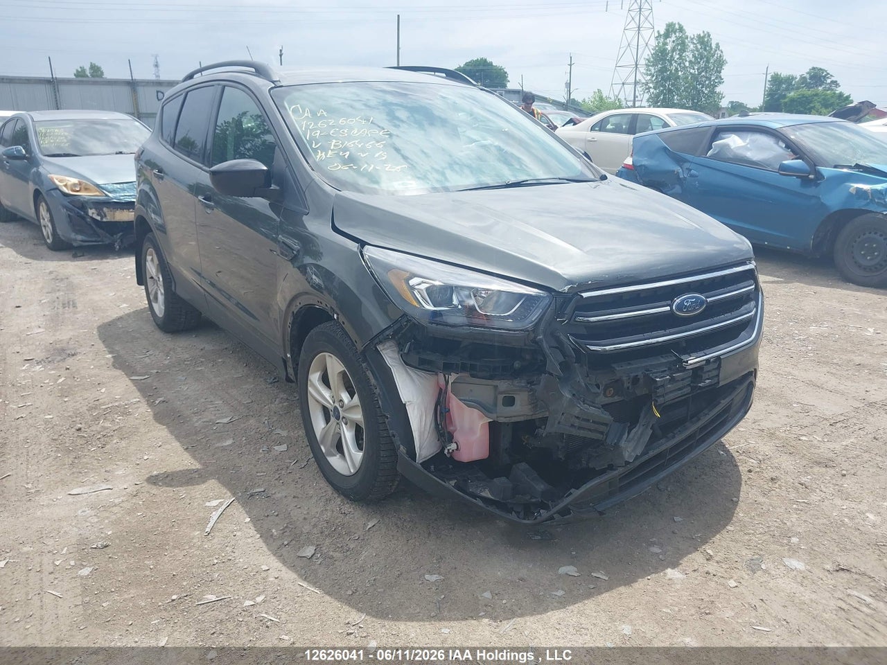 1FMCU0GD8KUB16466 · 2019 FORD ESCAPE SE