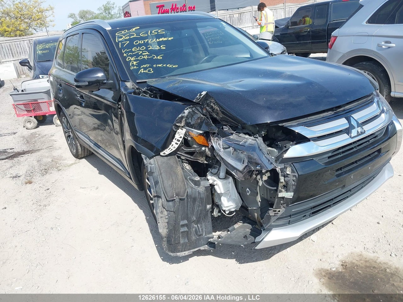 JA4AZ2A37HZ610235 · 2017 MITSUBISHI OUTLANDER ES