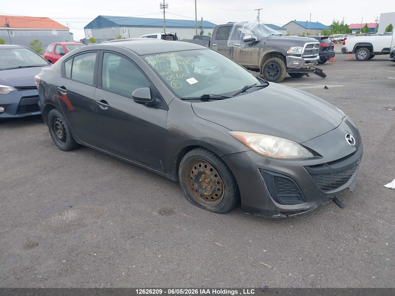 JM1BL1UF3B1427481 · 2011 MAZDA MAZDA3