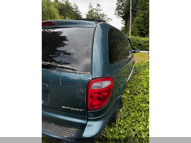 1B8GP44R51B24746 · 2001 DODGE GRAND CARAVAN SPORT